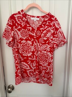 Red and Pink Floral Short-Sleeve Blouse Small